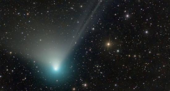 Green comet approaching Earth